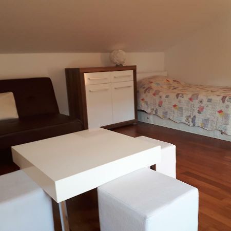 Ruzmarinka 4* Apartment บัชกา ภายนอก รูปภาพ